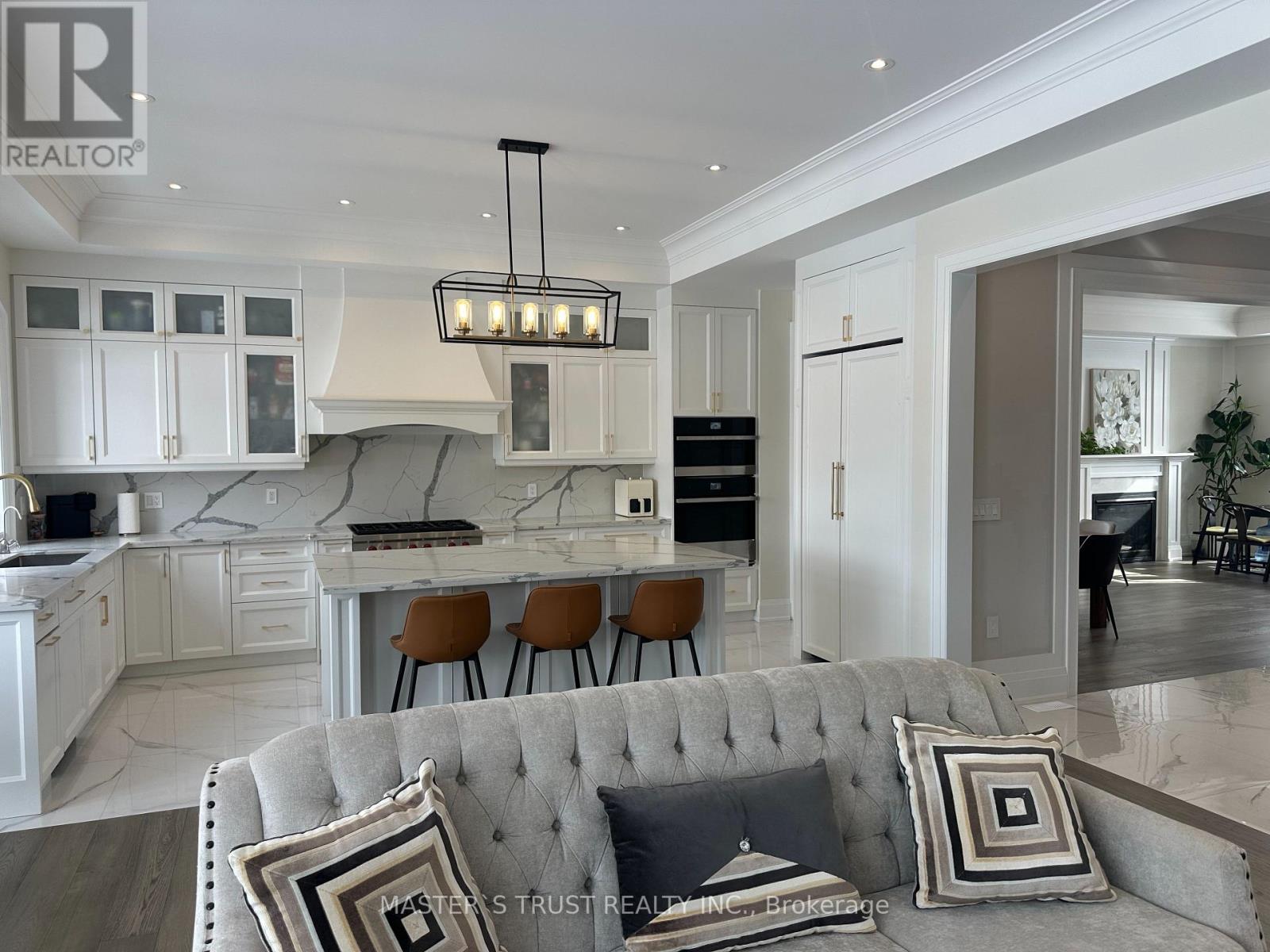 140 Sherwood Forest Drive, Markham, Ontario  L3P 1R3 - Photo 15 - N12785554