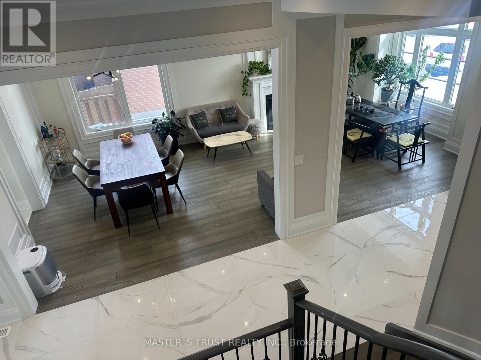 140 Sherwood Forest Drive, Markham, Ontario  L3P 1R3 - Photo 7 - N12785554