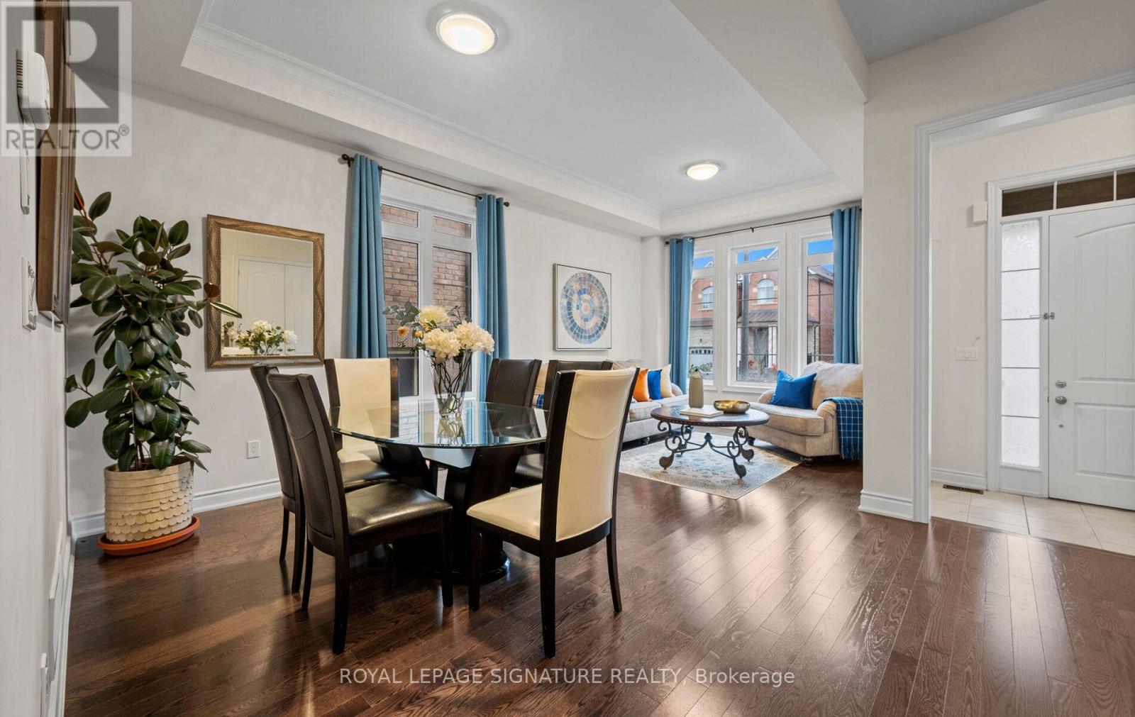 35 Clara May Avenue, East Gwillimbury, Ontario  L9N 0R4 - Photo 11 - N12785570