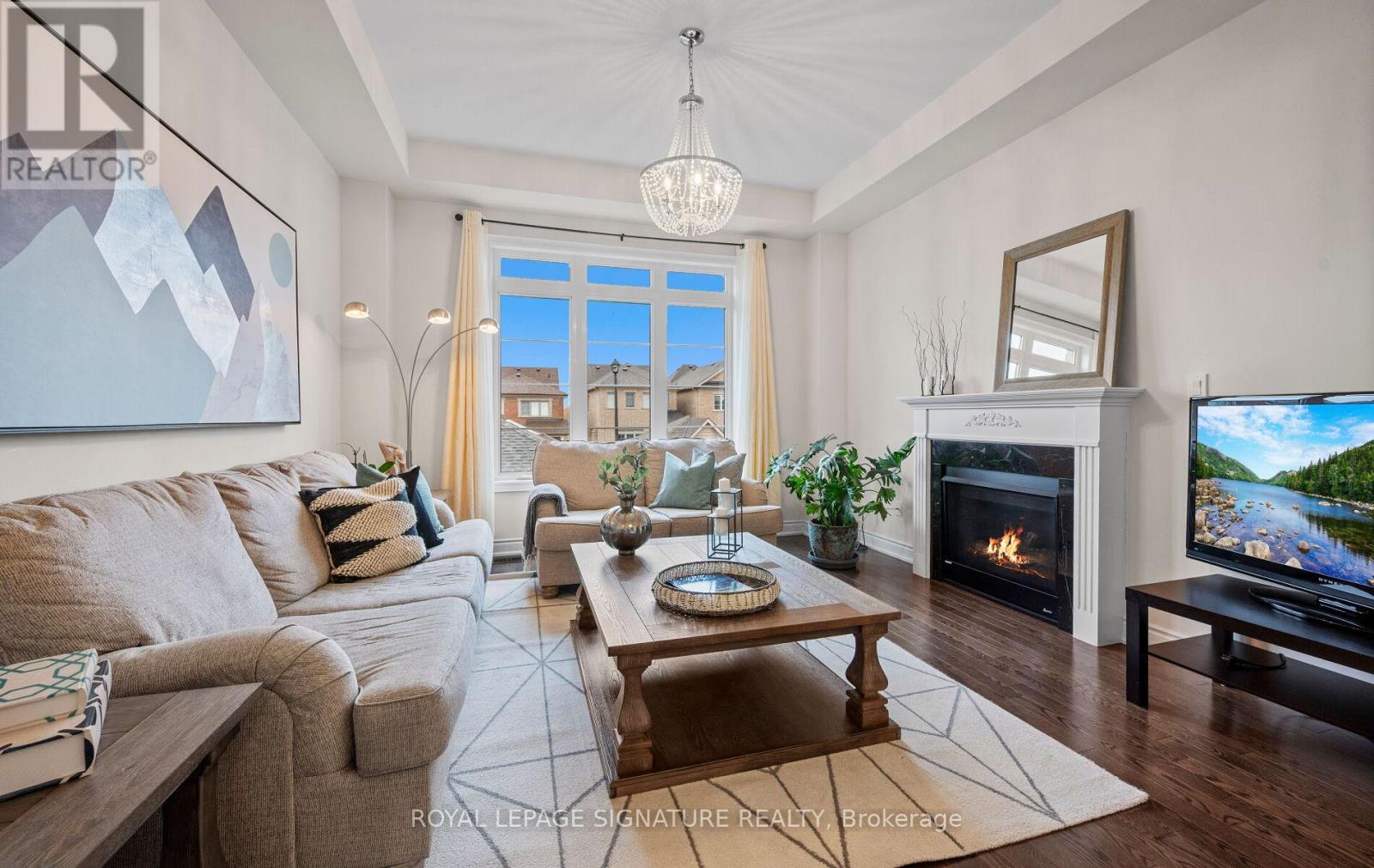 35 Clara May Avenue, East Gwillimbury, Ontario  L9N 0R4 - Photo 15 - N12785570