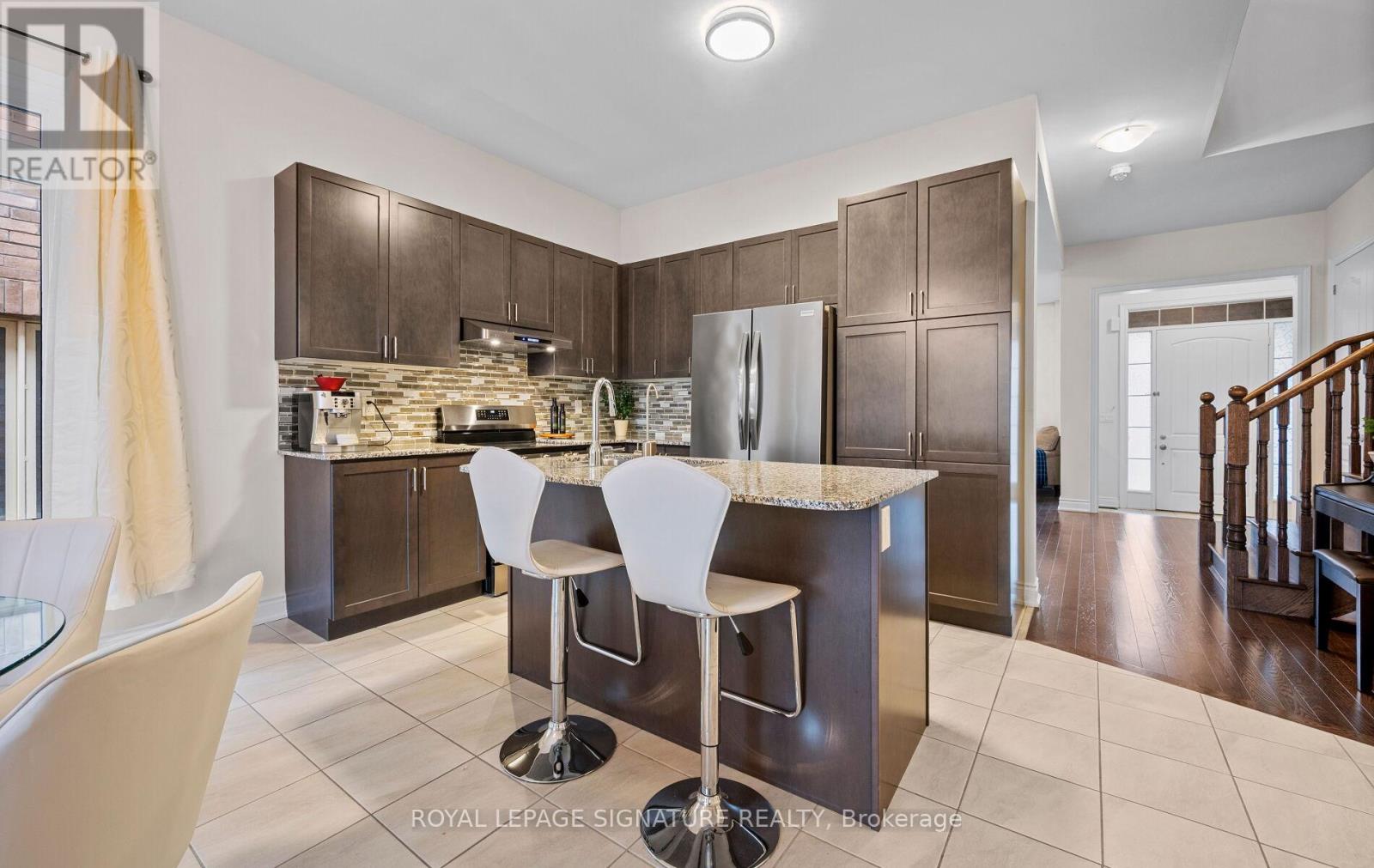 35 Clara May Avenue, East Gwillimbury, Ontario  L9N 0R4 - Photo 19 - N12785570