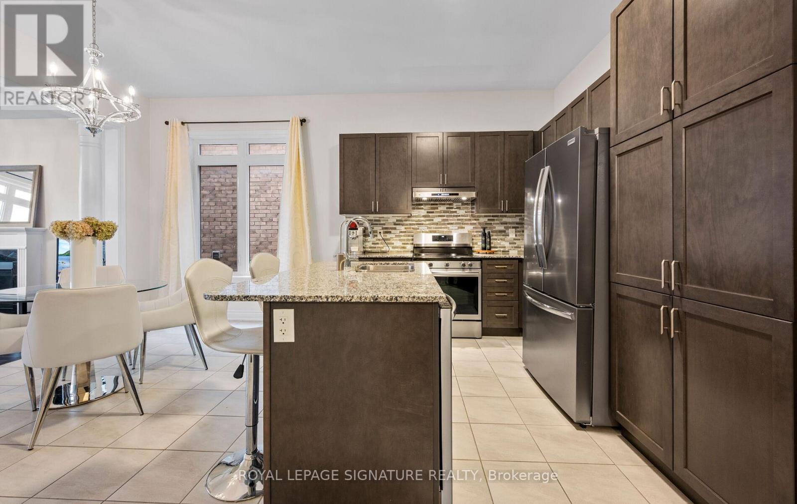 35 Clara May Avenue, East Gwillimbury, Ontario  L9N 0R4 - Photo 23 - N12785570