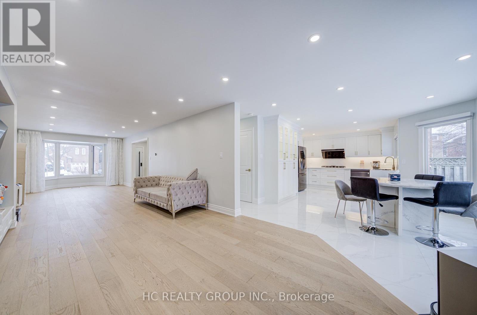 27 Corby Road, Markham, Ontario  L3R 8M8 - Photo 9 - N12785598