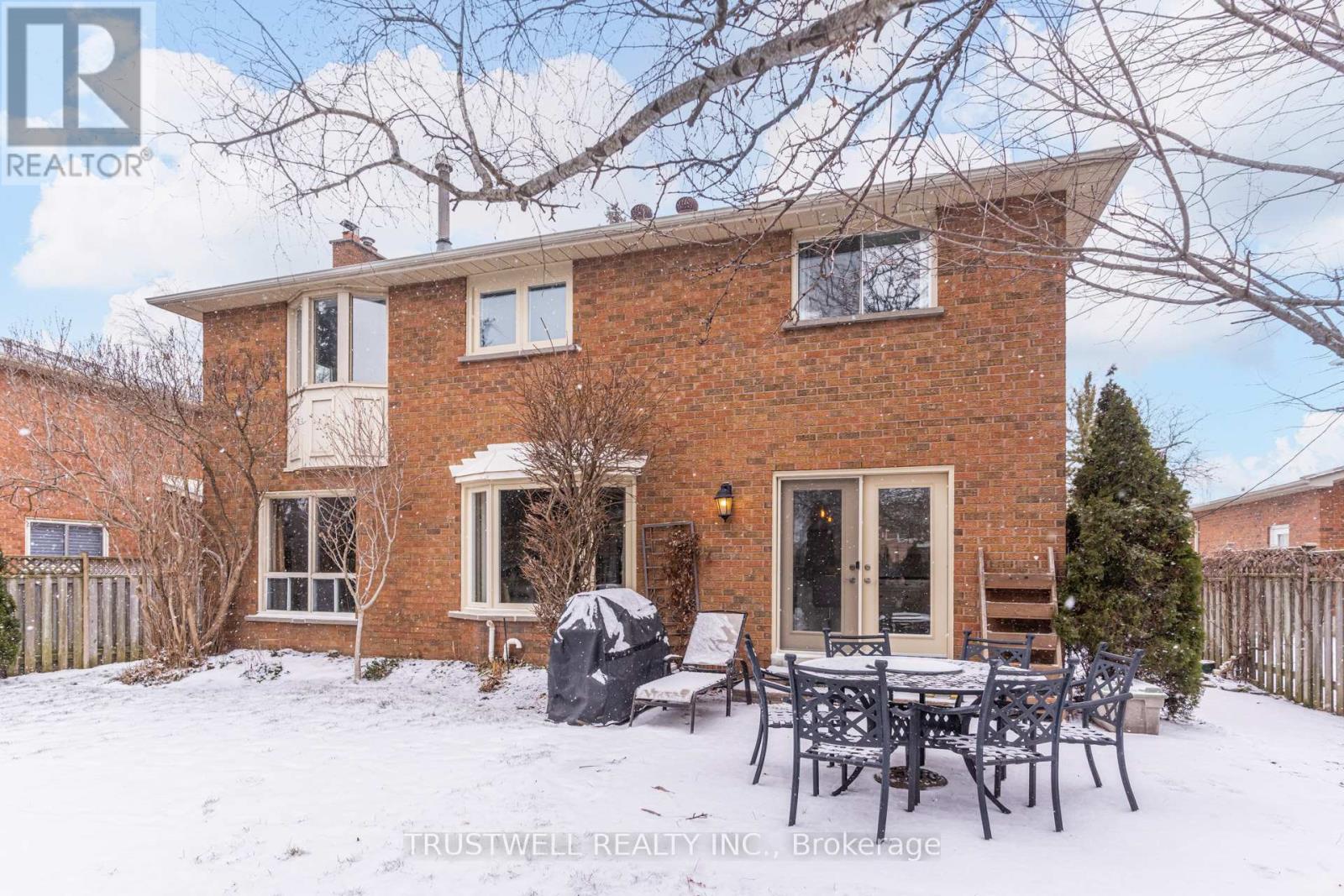 82 Long Island Crescent, Markham, Ontario  L3P 7L8 - Photo 37 - N12726408