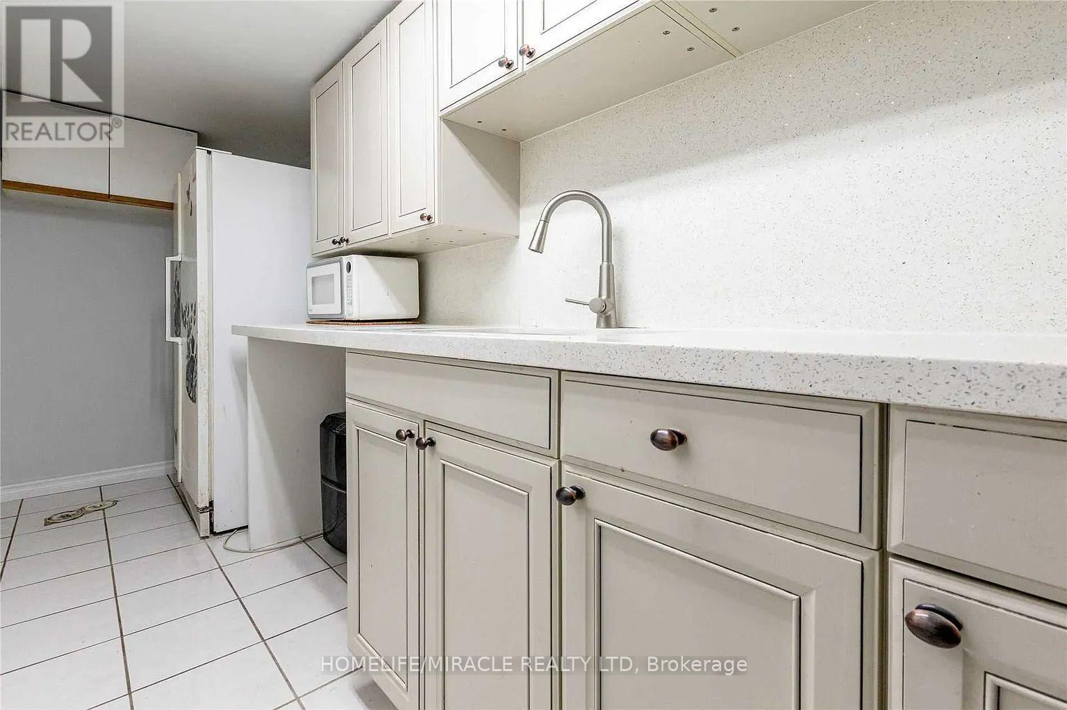 98 Laird Drive, Markham, Ontario  L3S 3N5 - Photo 20 - N12781420