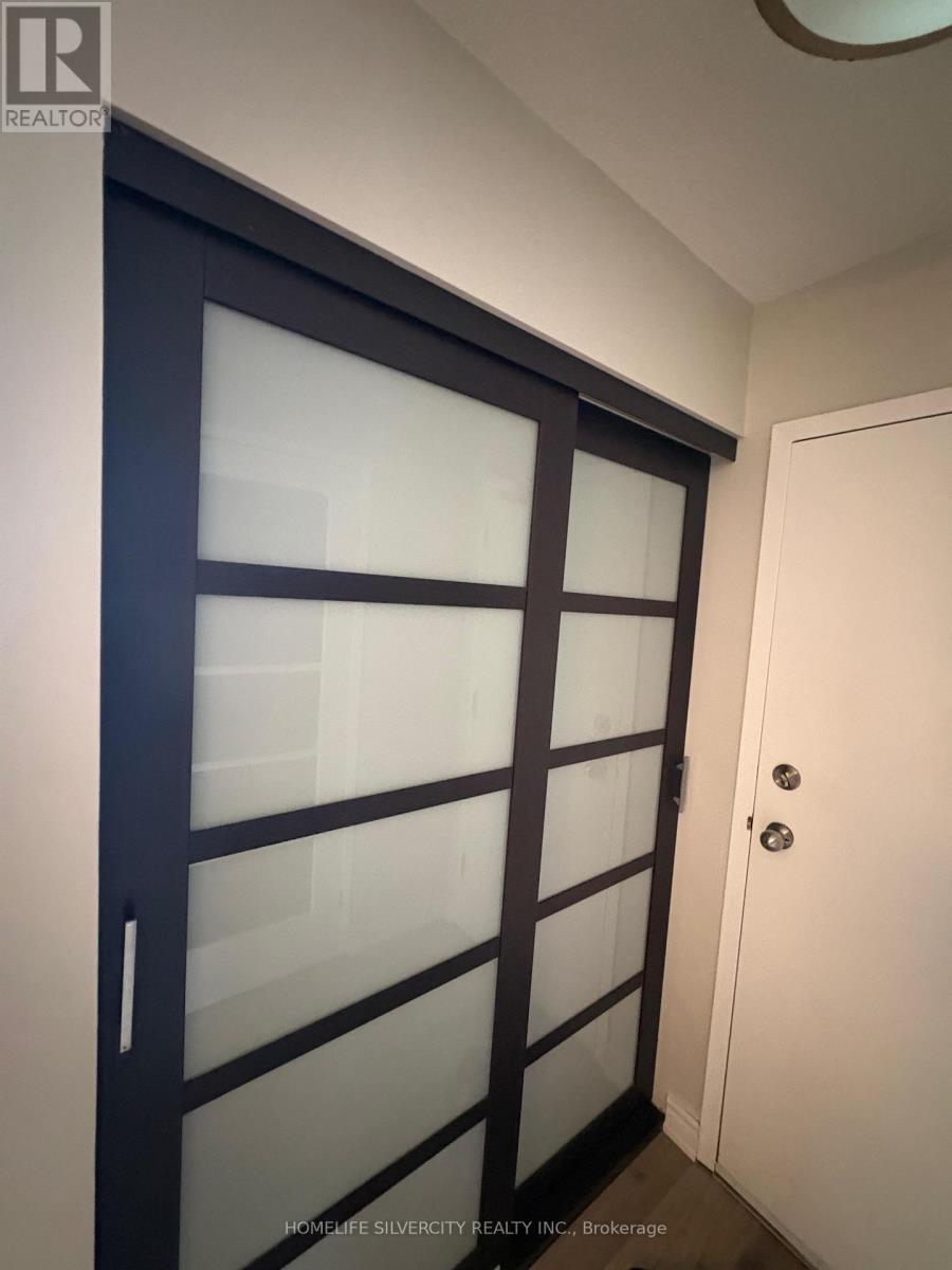 1112 - 1450 Glen Abbey Gate, Oakville, Ontario  L6M 2V7 - Photo 11 - W12764492