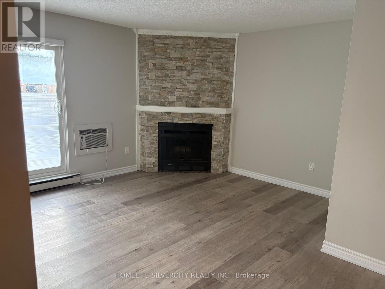 1112 - 1450 Glen Abbey Gate, Oakville, Ontario  L6M 2V7 - Photo 3 - W12764492