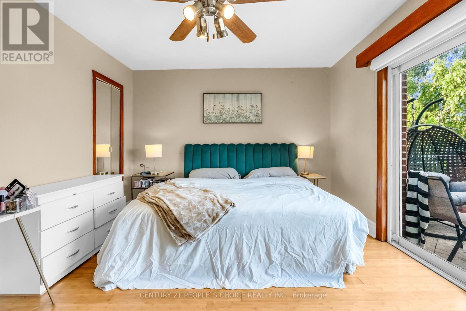 58 Pauline Avenue, Toronto, Ontario  M6H 3M8 - Photo 22 - W12785548