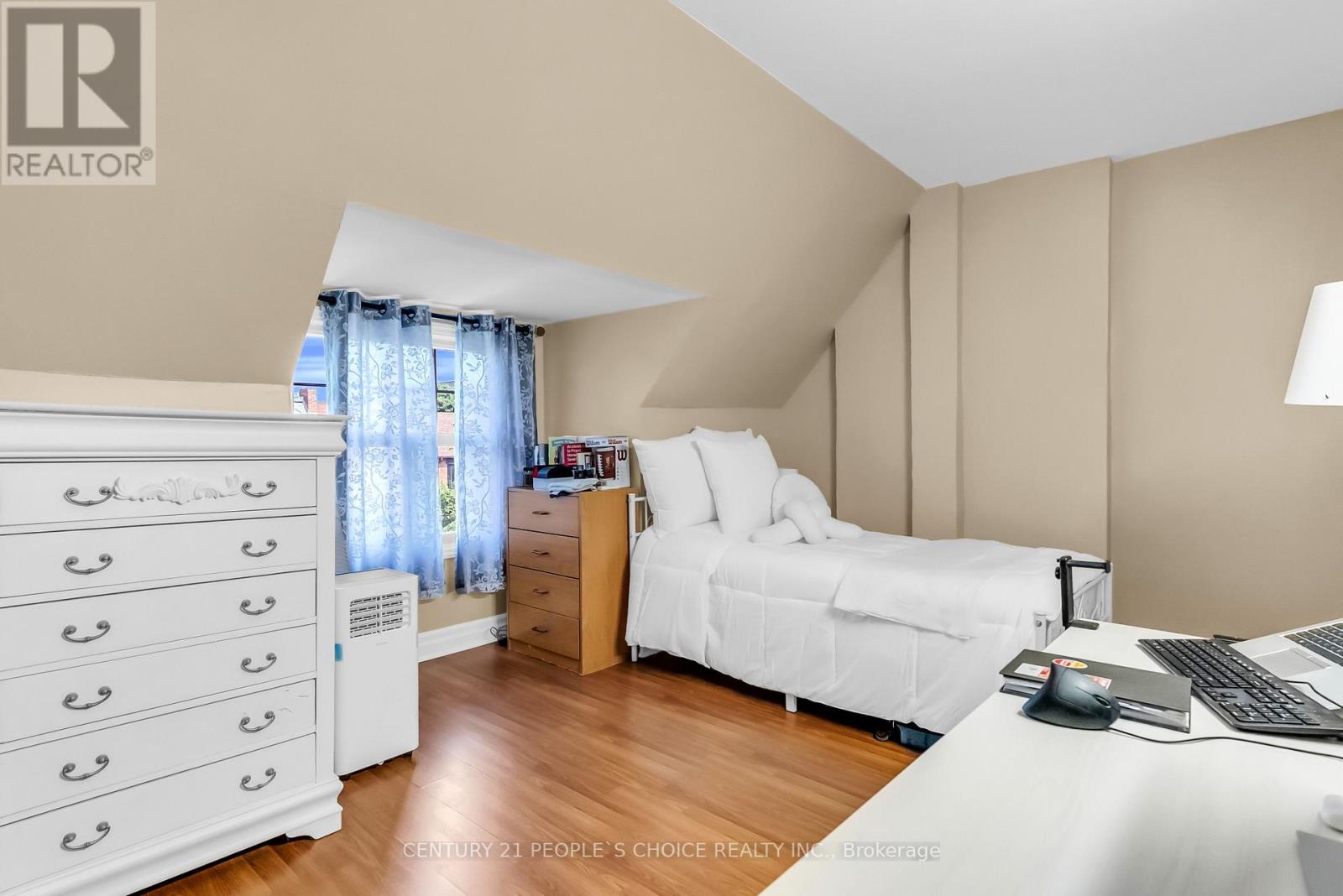 58 Pauline Avenue, Toronto, Ontario  M6H 3M8 - Photo 34 - W12785548