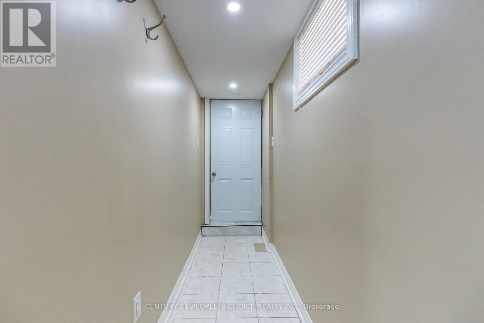 58 Pauline Avenue, Toronto, Ontario  M6H 3M8 - Photo 38 - W12785548