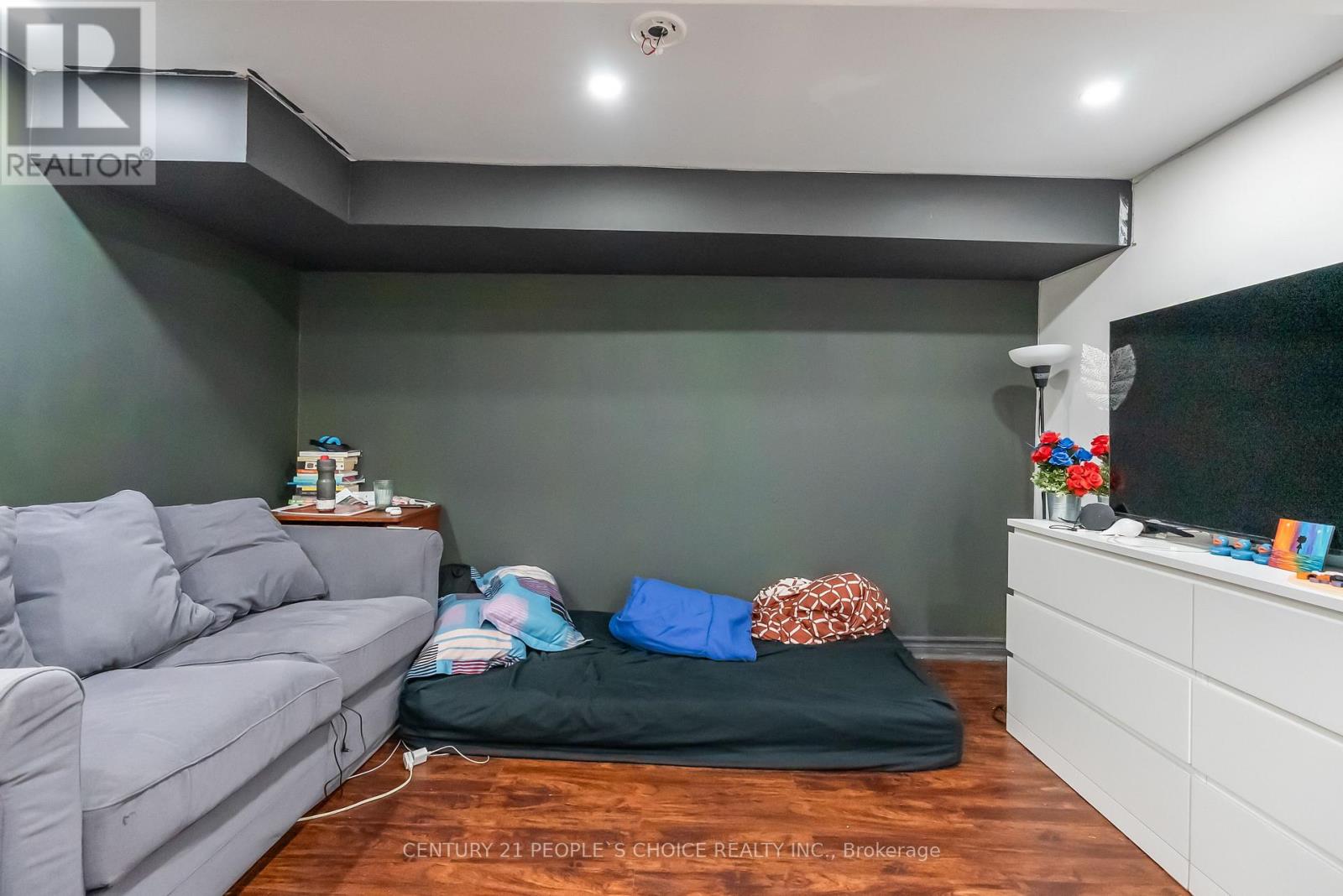 58 Pauline Avenue, Toronto, Ontario  M6H 3M8 - Photo 42 - W12785548