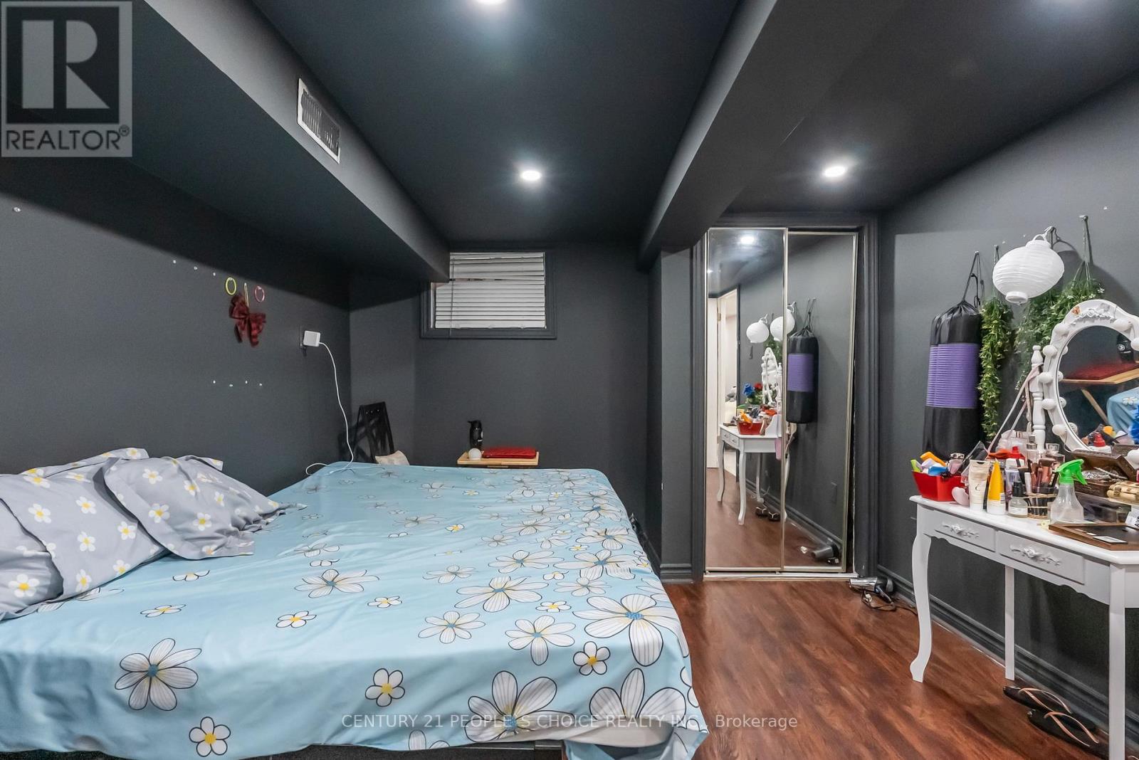 58 Pauline Avenue, Toronto, Ontario  M6H 3M8 - Photo 45 - W12785548