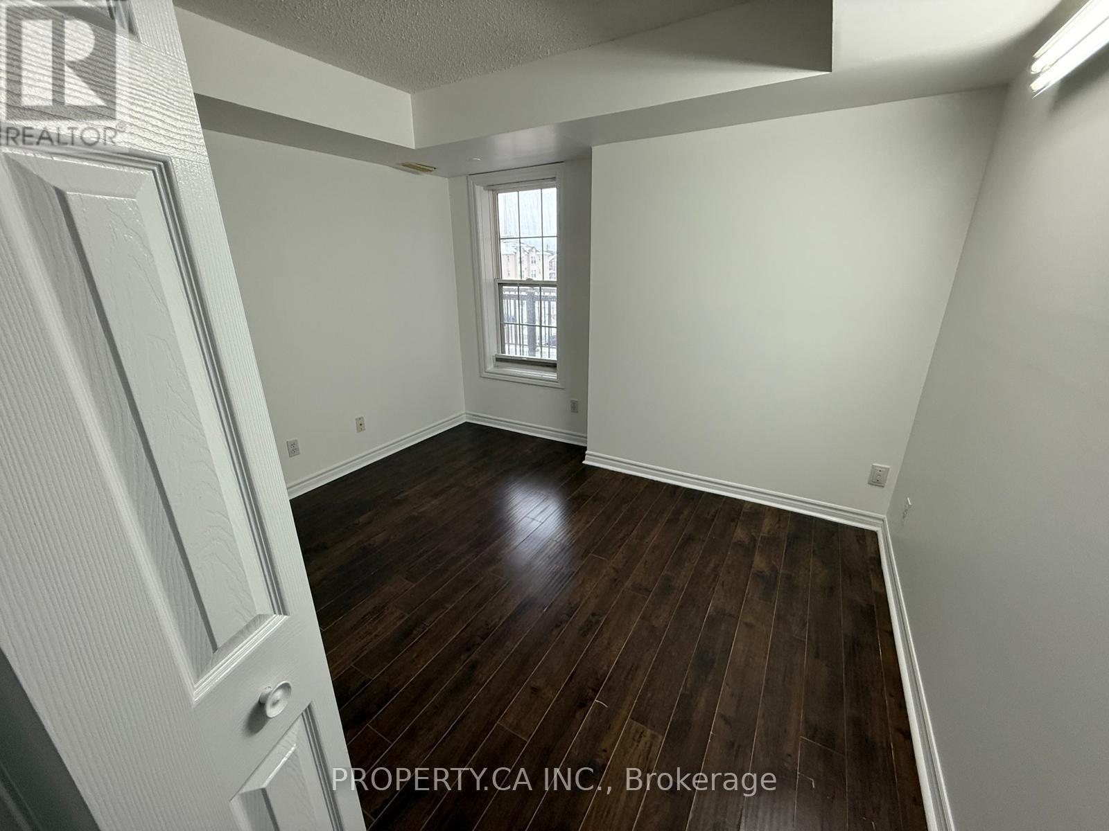 406 - 1460 Bishops Gate, Oakville, Ontario  L6M 4N5 - Photo 11 - W12785552