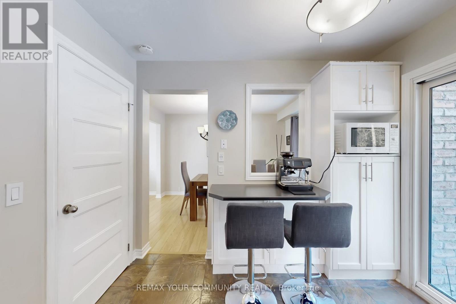 94 Rawling Crescent, Brampton (Heart Lake East), Ontario  L6Z 1N8 - Photo 16 - W12785568