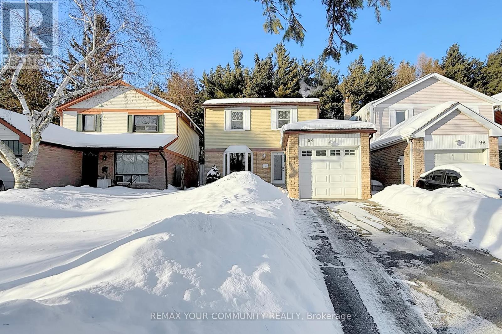 94 Rawling Crescent, Brampton (Heart Lake East), Ontario  L6Z 1N8 - Photo 3 - W12785568