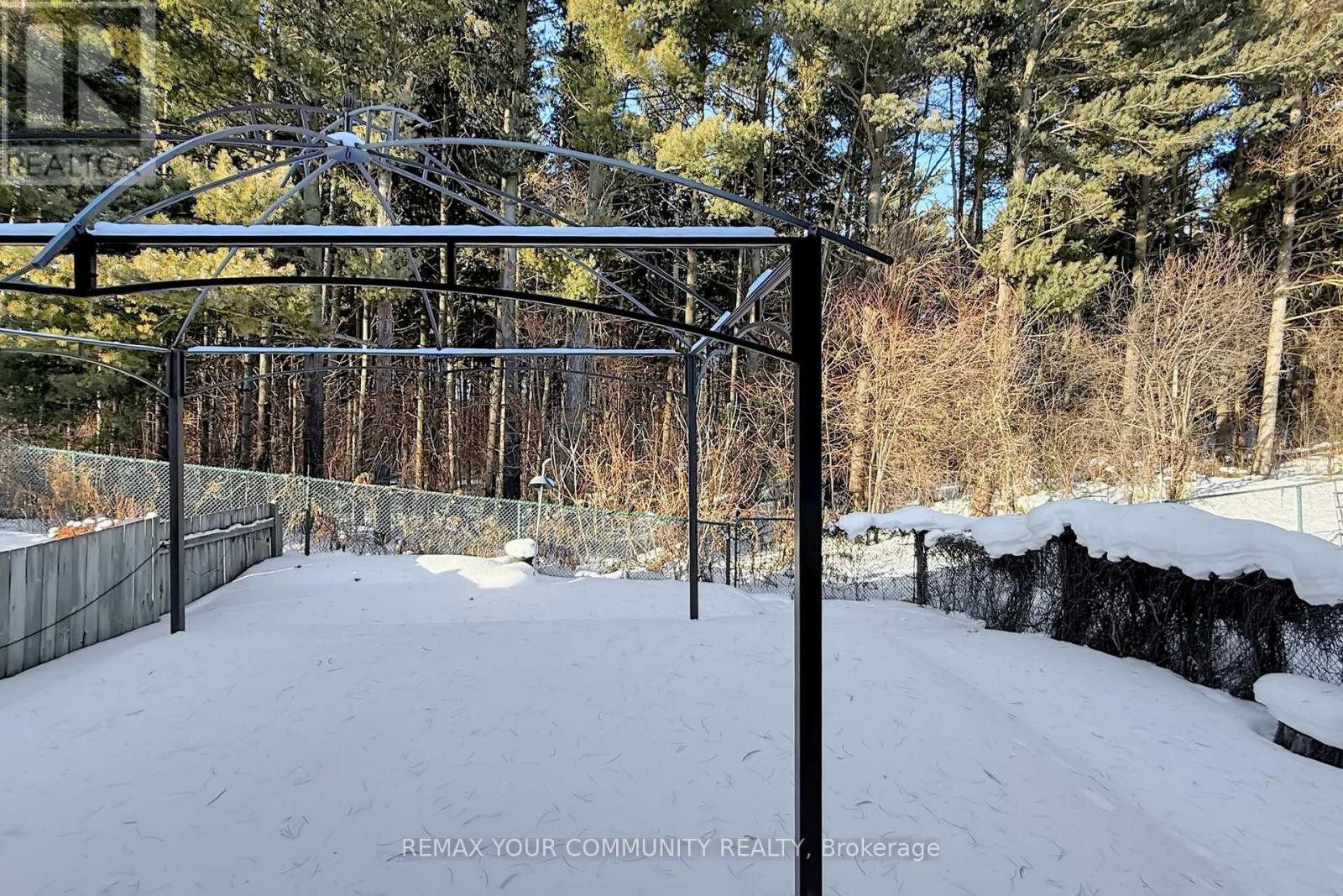 94 Rawling Crescent, Brampton (Heart Lake East), Ontario  L6Z 1N8 - Photo 41 - W12785568