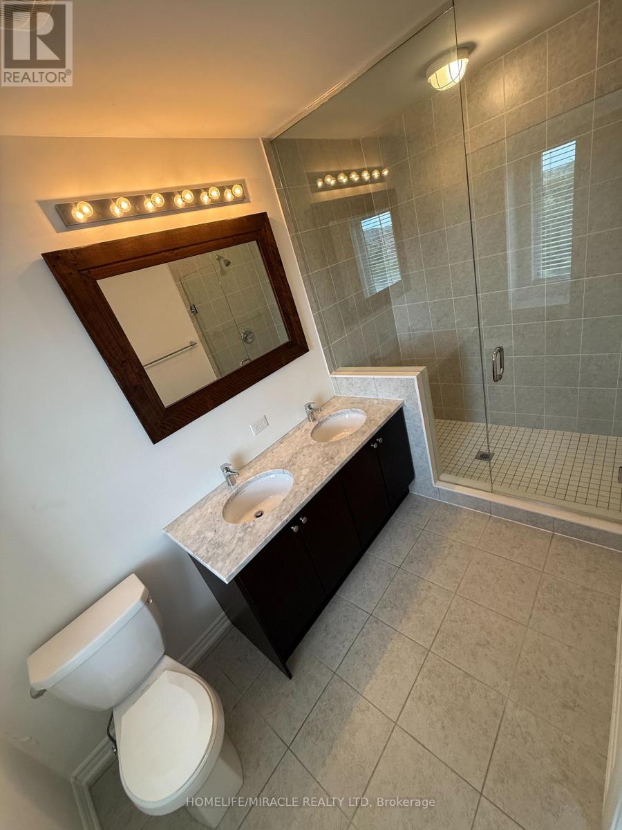 8 Pomarine Way, Brampton, Ontario  L6X 0E4 - Photo 15 - W12785572