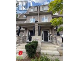8 POMARINE WAY, Brampton, Ontario