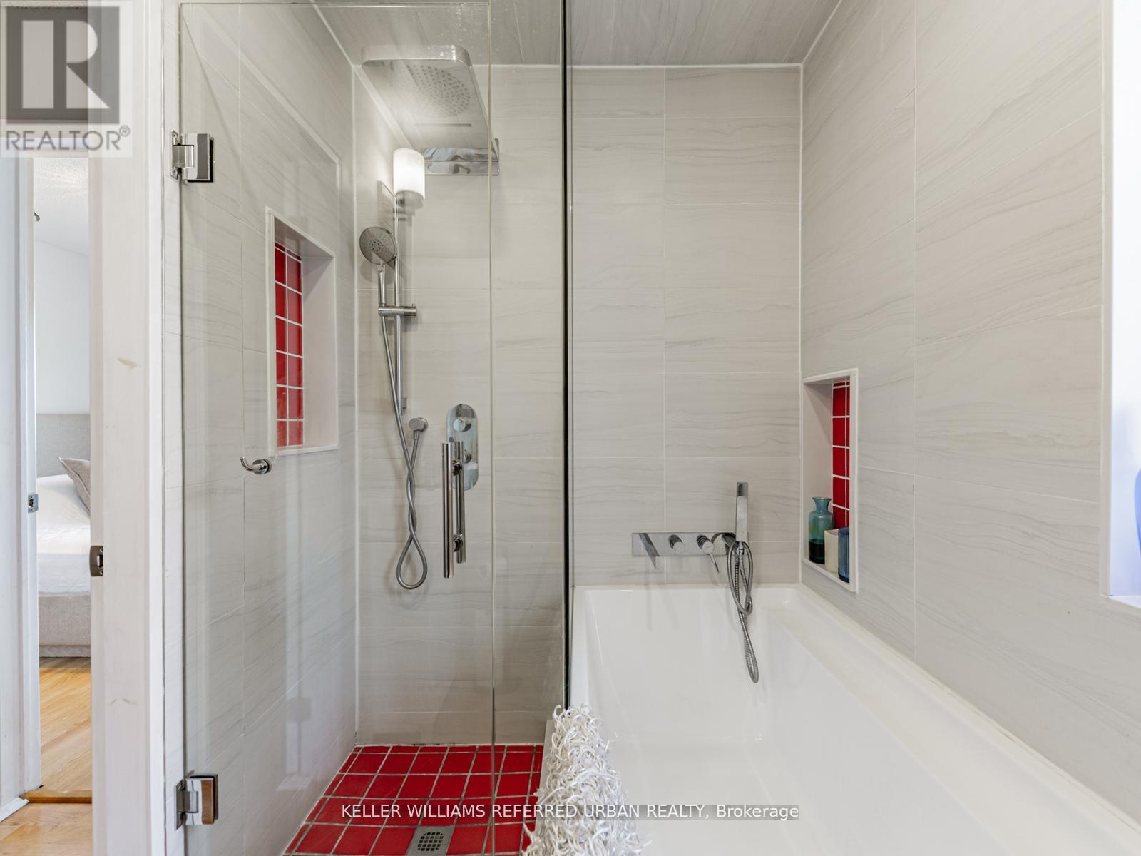 219 Touchstone Drive, Toronto, Ontario  M6M 5J9 - Photo 25 - W12785606