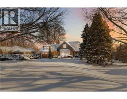 8 TUTELA HEIGHTS Road, Brantford, Ontario