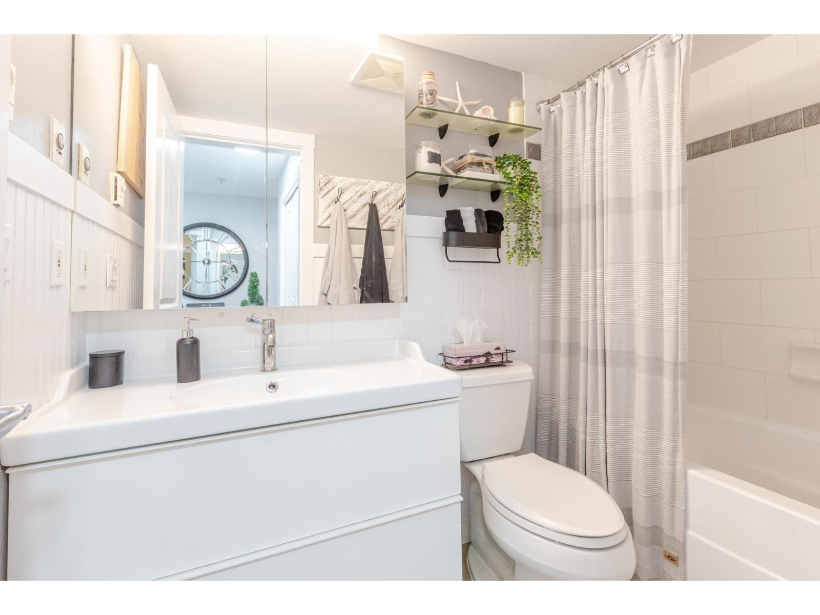 105 15621 Marine Drive, White Rock, British Columbia V4B 1E1 - Photo 25 - R3086543