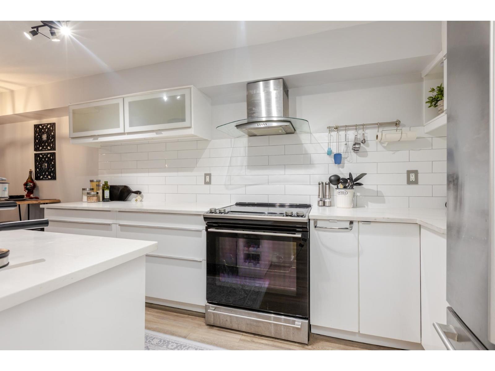 105 15621 Marine Drive, White Rock, British Columbia V4B 1E1 - Photo 18 - R3086543