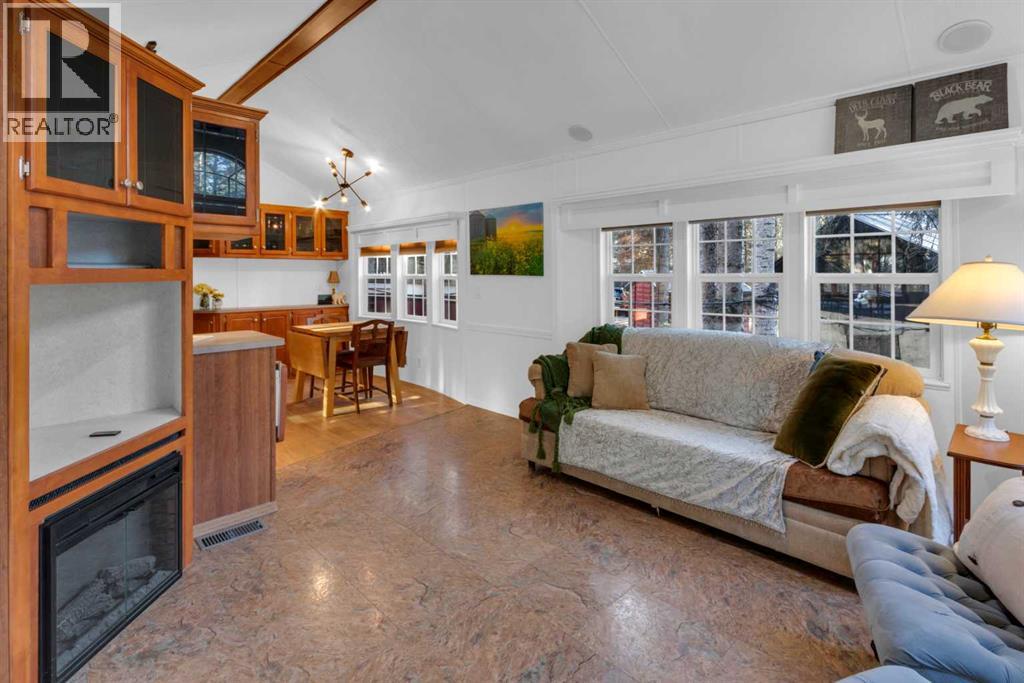 7, 5227 Township Road 320, Rural Mountain View County, Alberta  T0M 1X0 - Photo 5 - A2285336