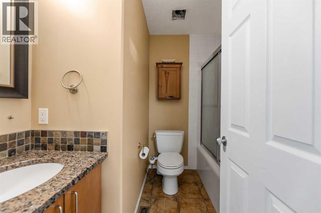 732 1 Avenue, Irricana, Alberta  T0M 1B0 - Photo 12 - A2286183