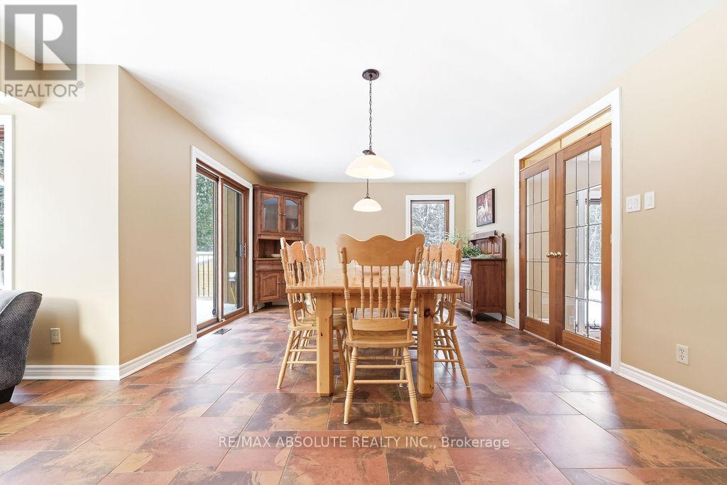 206 Deerwood Drive, Ottawa, Ontario  K0A 2H0 - Photo 13 - X12785612