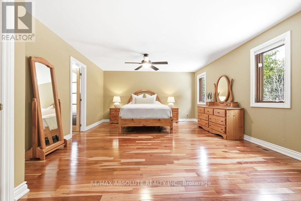 206 Deerwood Drive, Ottawa, Ontario  K0A 2H0 - Photo 15 - X12785612