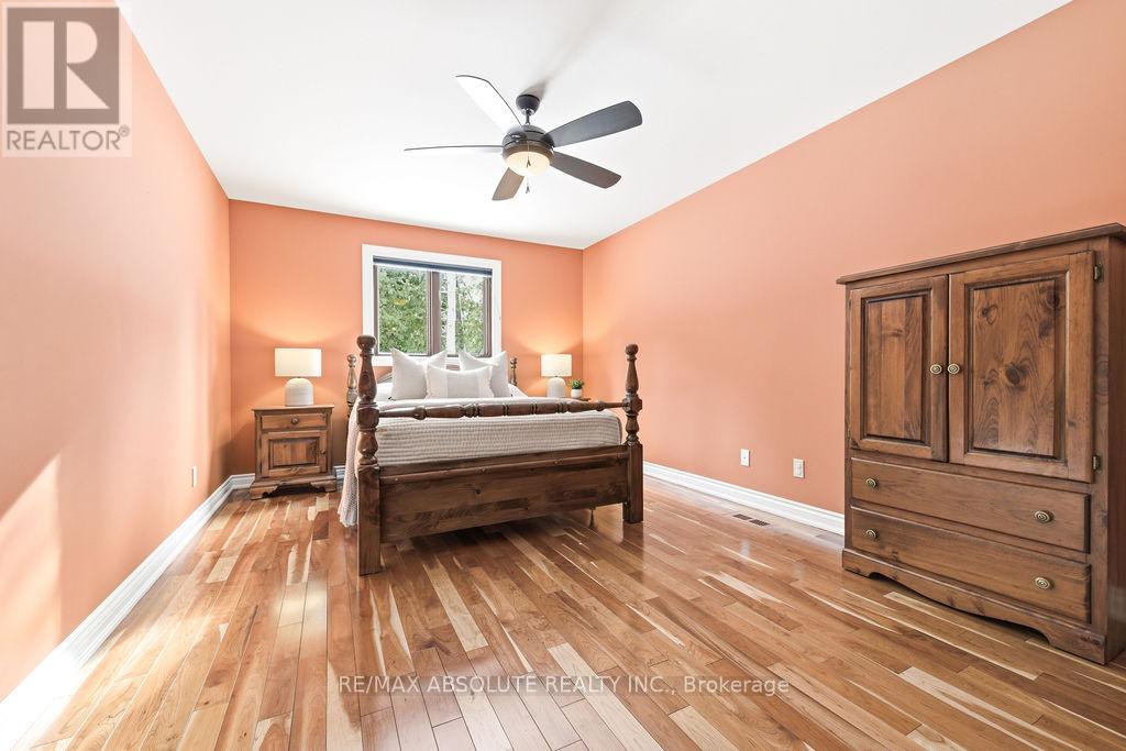 206 Deerwood Drive, Ottawa, Ontario  K0A 2H0 - Photo 20 - X12785612