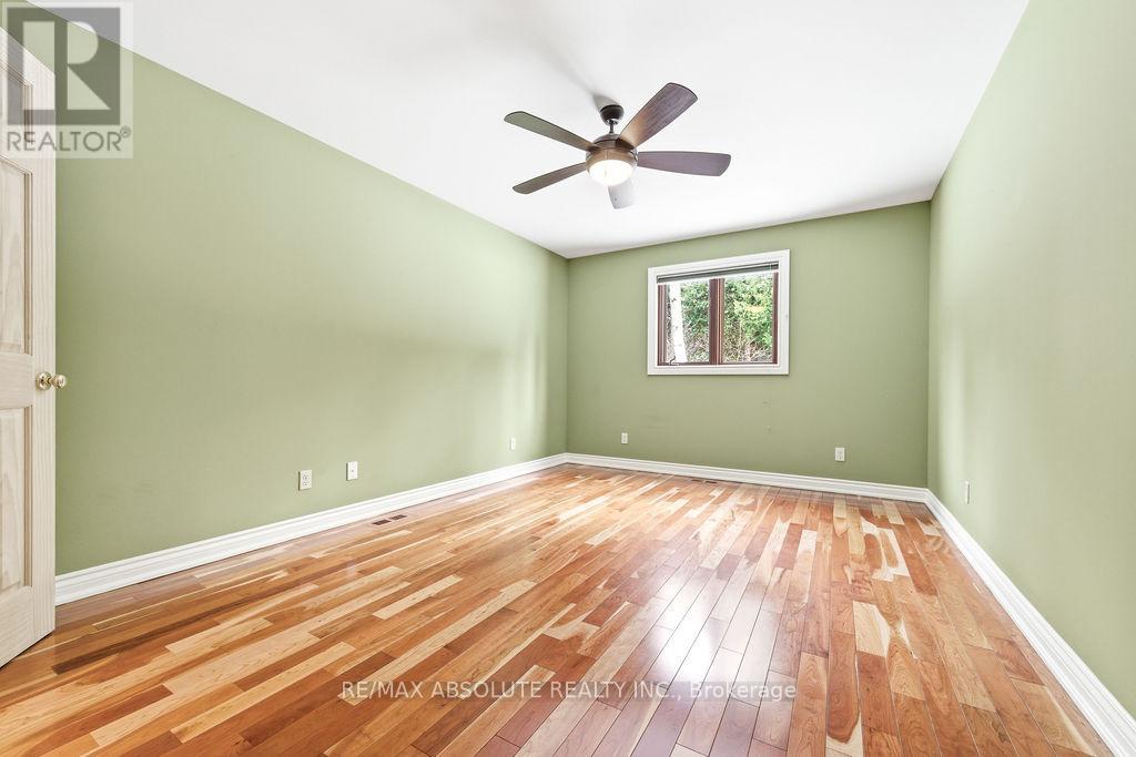 206 Deerwood Drive, Ottawa, Ontario  K0A 2H0 - Photo 22 - X12785612