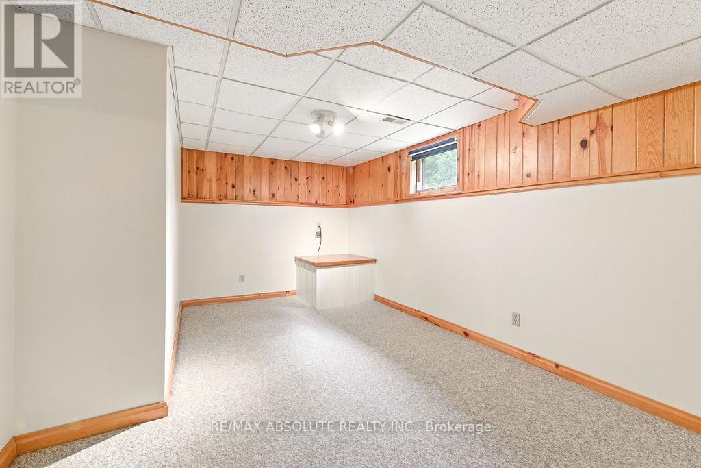 206 Deerwood Drive, Ottawa, Ontario  K0A 2H0 - Photo 28 - X12785612