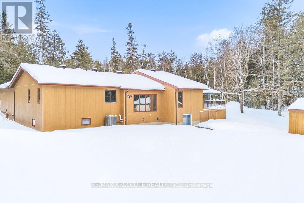 206 Deerwood Drive, Ottawa, Ontario  K0A 2H0 - Photo 32 - X12785612