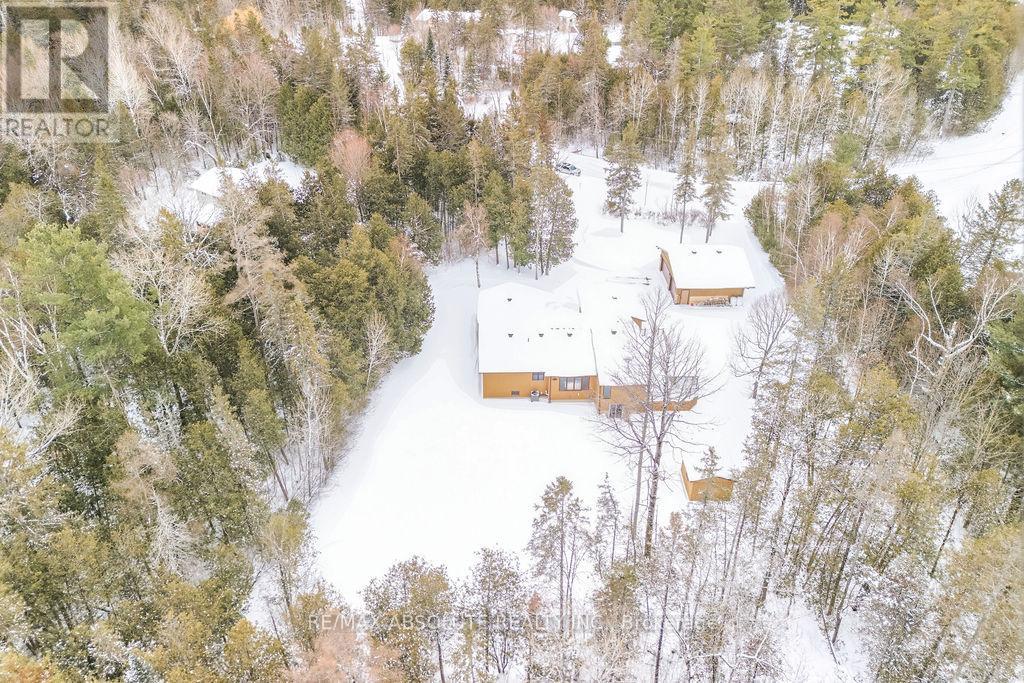 206 Deerwood Drive, Ottawa, Ontario  K0A 2H0 - Photo 33 - X12785612