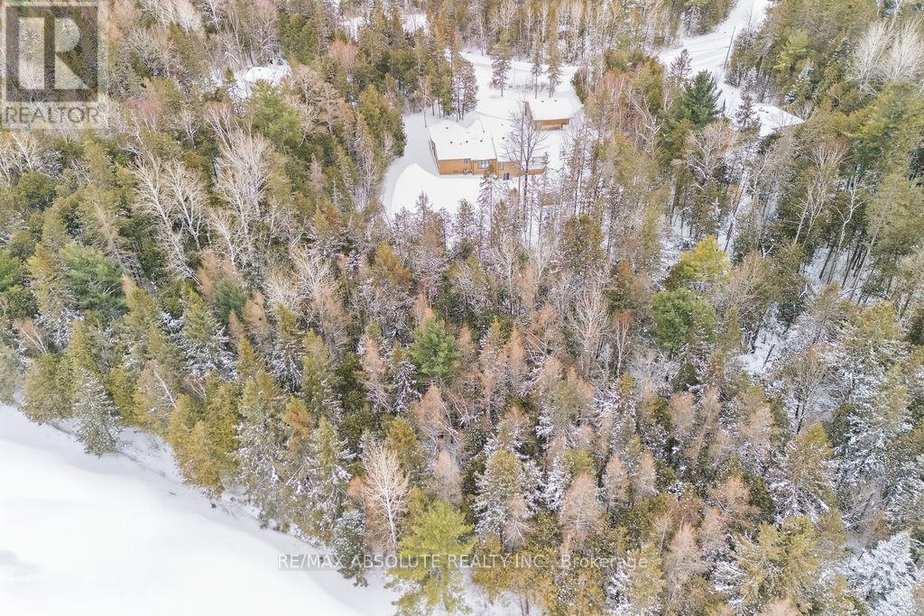 206 Deerwood Drive, Ottawa, Ontario  K0A 2H0 - Photo 34 - X12785612