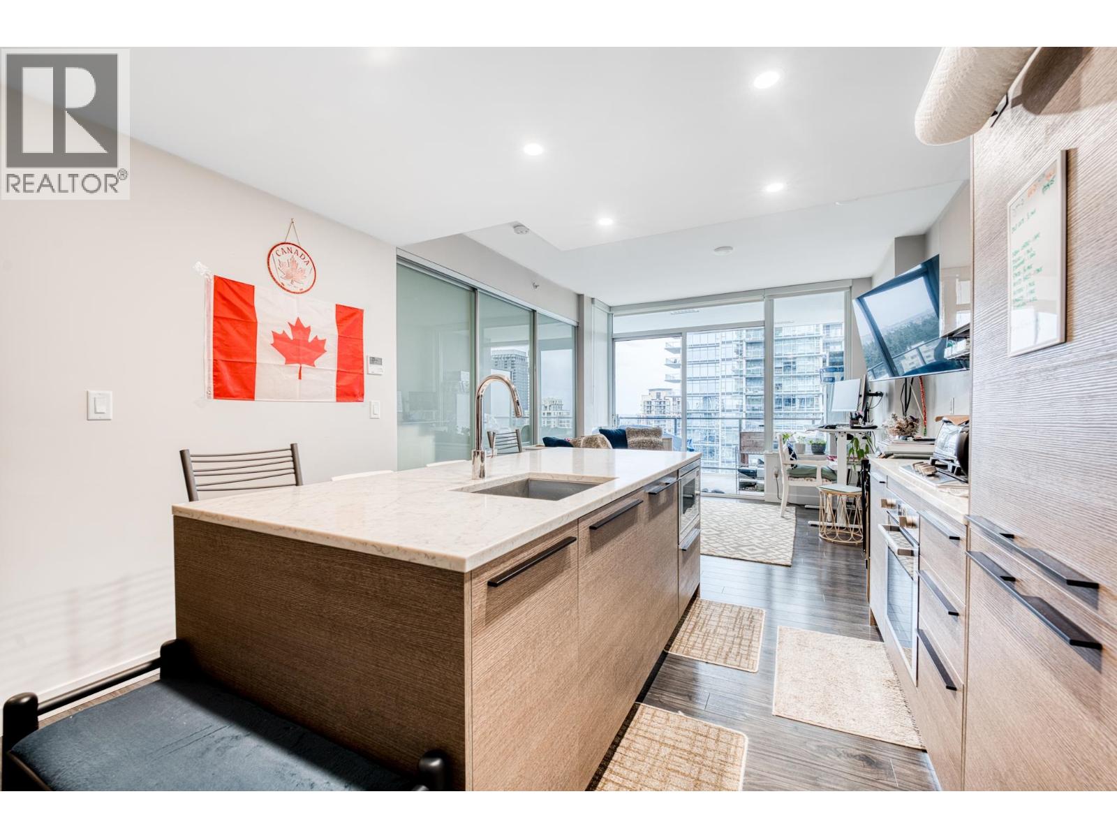 2407 6383 Mckay Avenue, Burnaby, British Columbia  V5H 0H8 - Photo 5 - R3089645