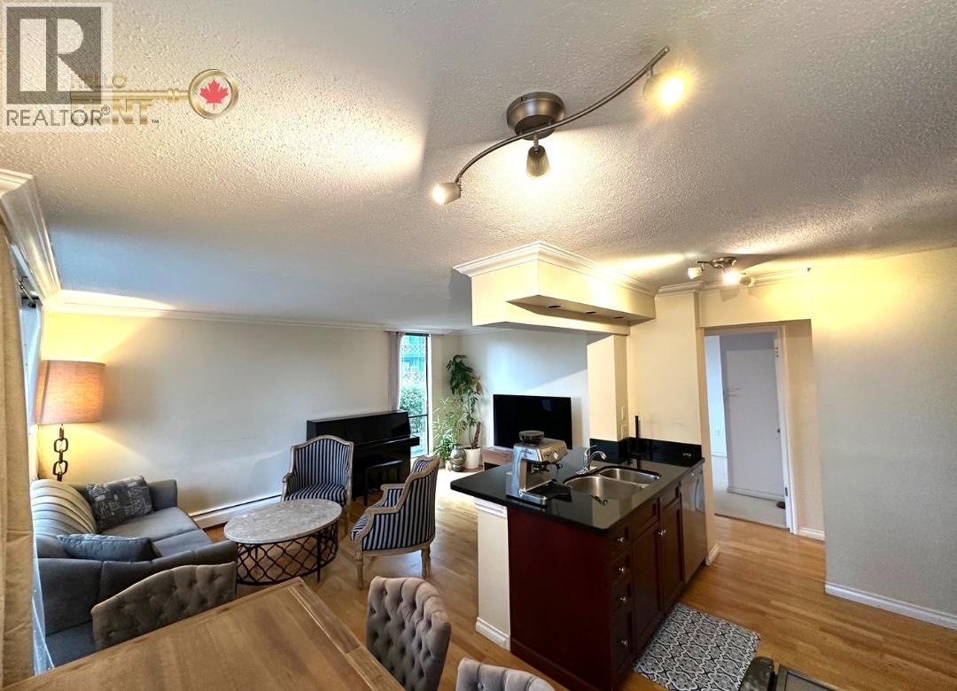 201 2150 Bellevue Avenue, West Vancouver, British Columbia  V7V 1C3 - Photo 6 - R3089652