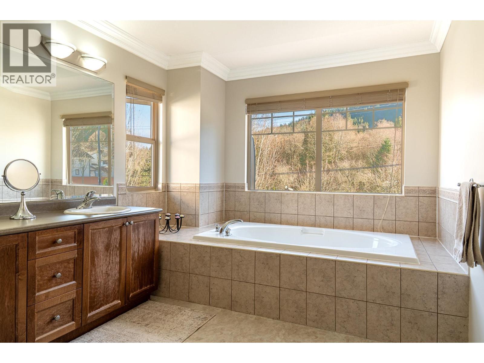 10707 248 Street, Maple Ridge, British Columbia  V2W 1G6 - Photo 12 - R3089603