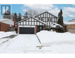 31 RANCHDALE CRESCENT, Toronto, Ontario