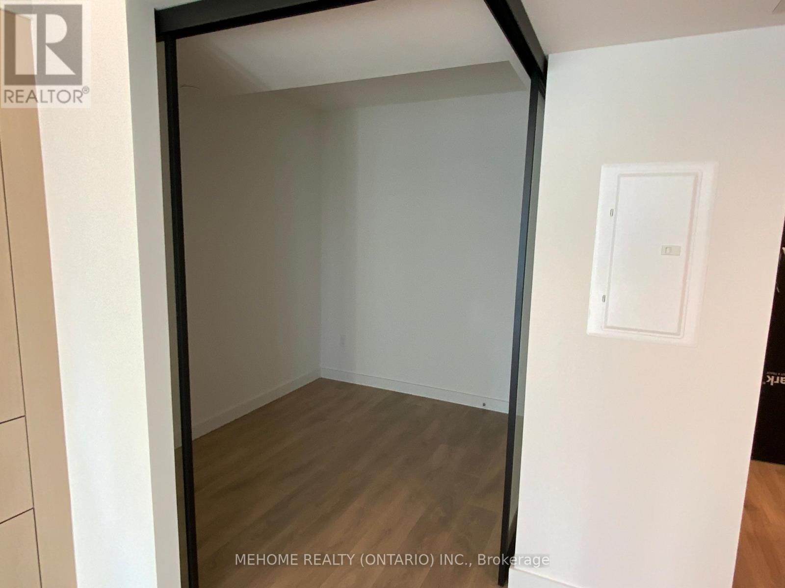 517 - 1 Concord Cityplace Way, Toronto, Ontario  M5V 0X3 - Photo 21 - C12785646