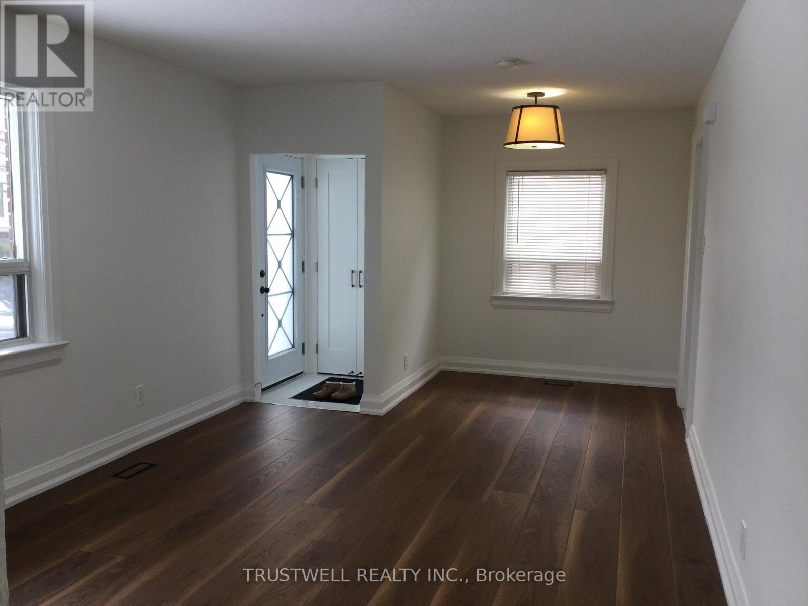 76 Tamworth Road, Toronto, Ontario  M2N 2N9 - Photo 2 - C12785658