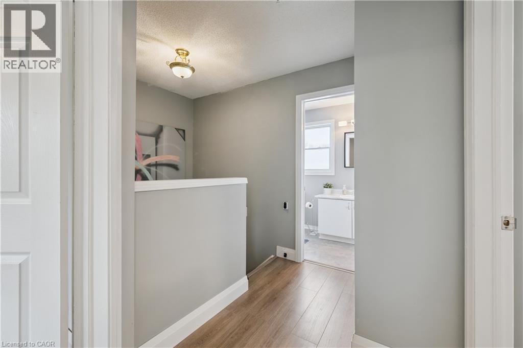 31 Middlemiss Crescent, Cambridge, Ontario N1T 1R5 - Photo 13 - 40804945