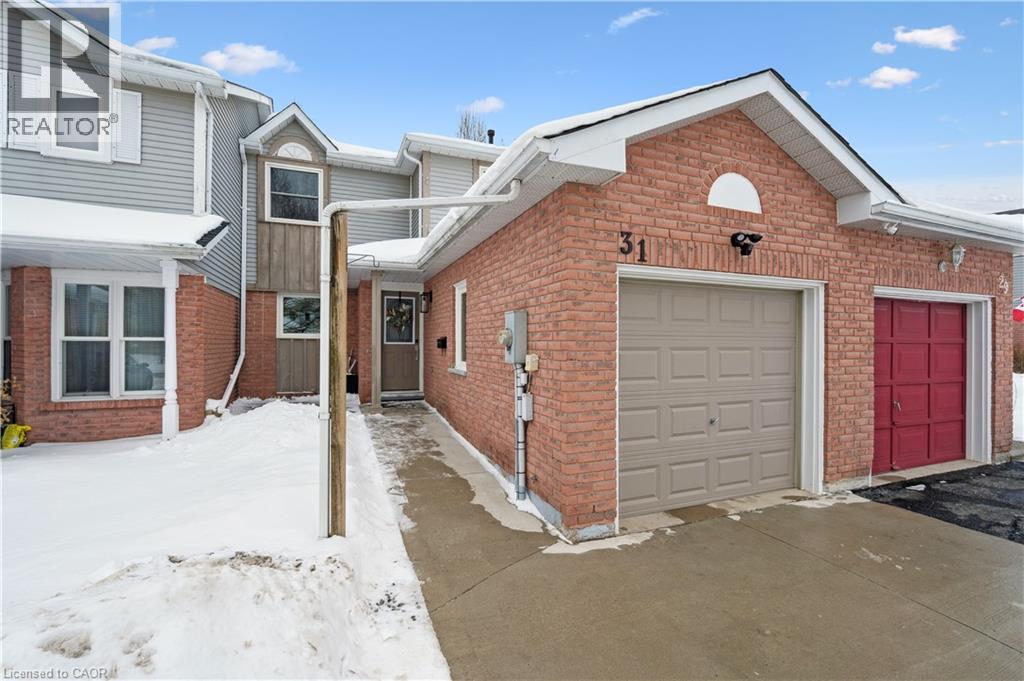 31 Middlemiss Crescent, Cambridge, Ontario N1T 1R5 - Photo 2 - 40804945