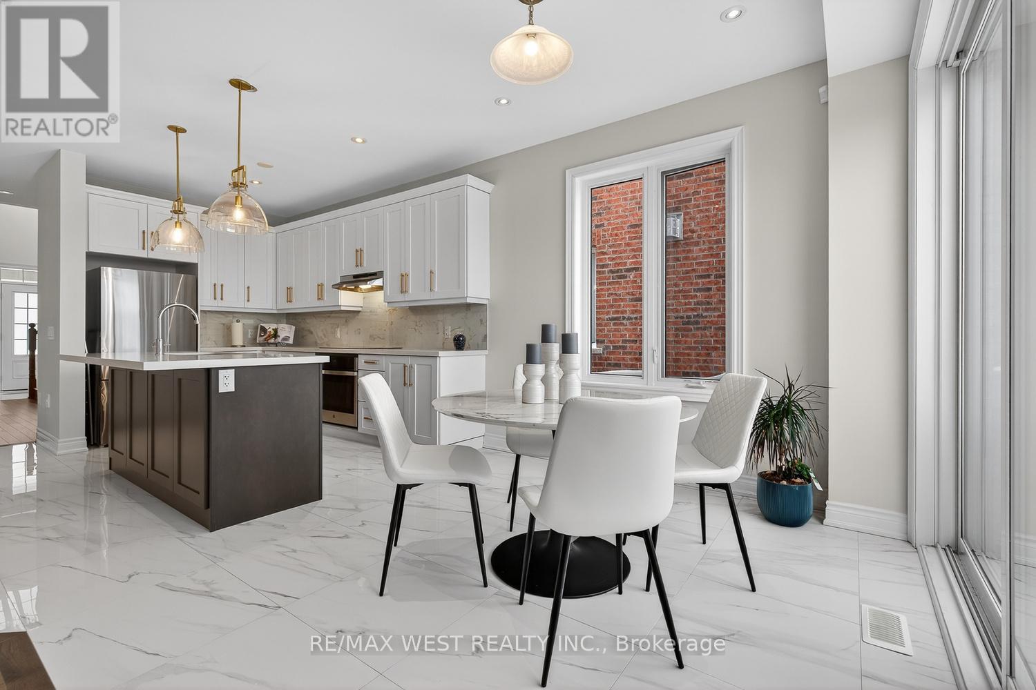 90 Watershed Gate, East Gwillimbury, Ontario  L9N 0Y2 - Photo 14 - N12785632