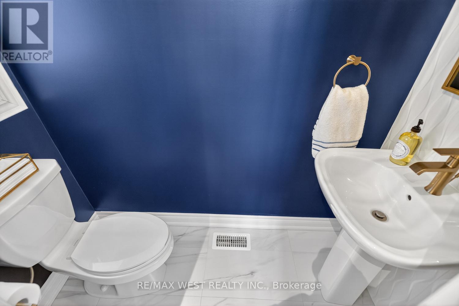 90 Watershed Gate, East Gwillimbury, Ontario  L9N 0Y2 - Photo 21 - N12785632