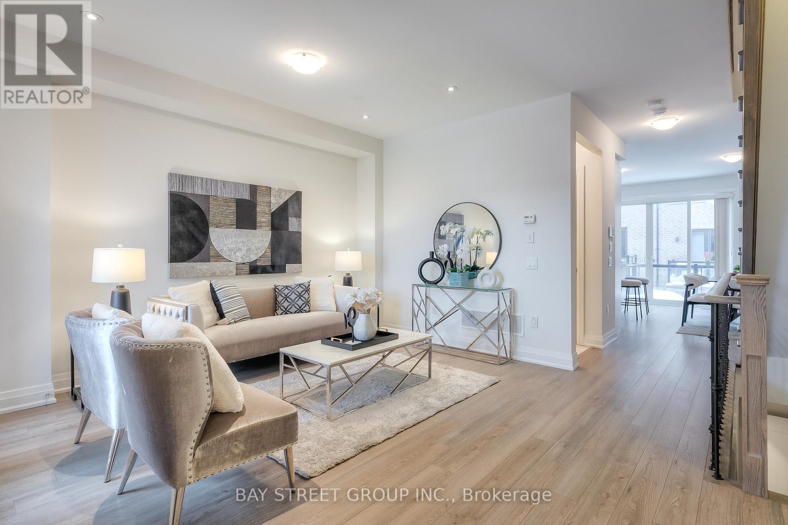 70 Salterton Circle, Vaughan, Ontario  L6A 4Z2 - Photo 11 - N12785654