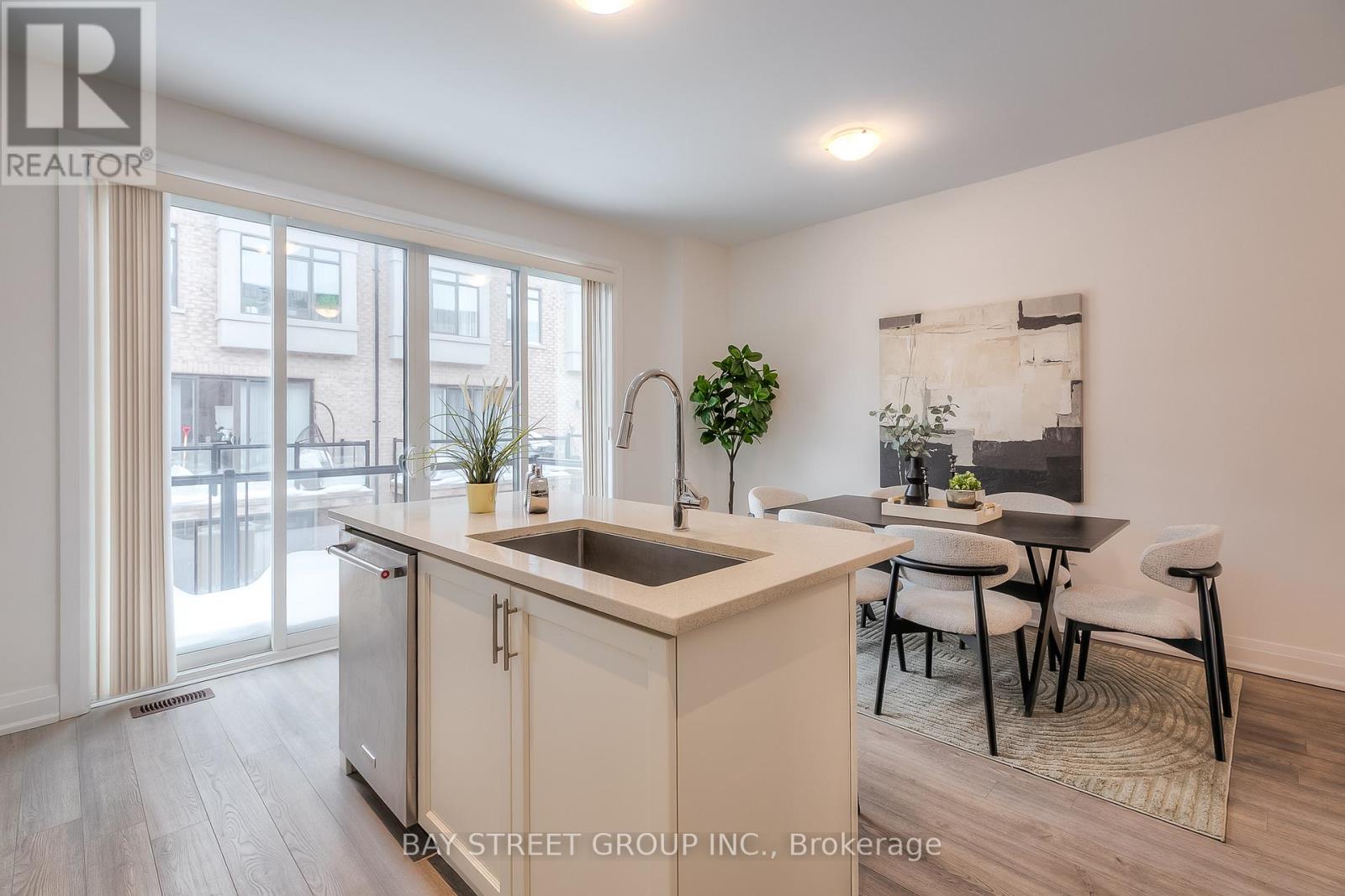 70 Salterton Circle, Vaughan, Ontario  L6A 4Z2 - Photo 20 - N12785654