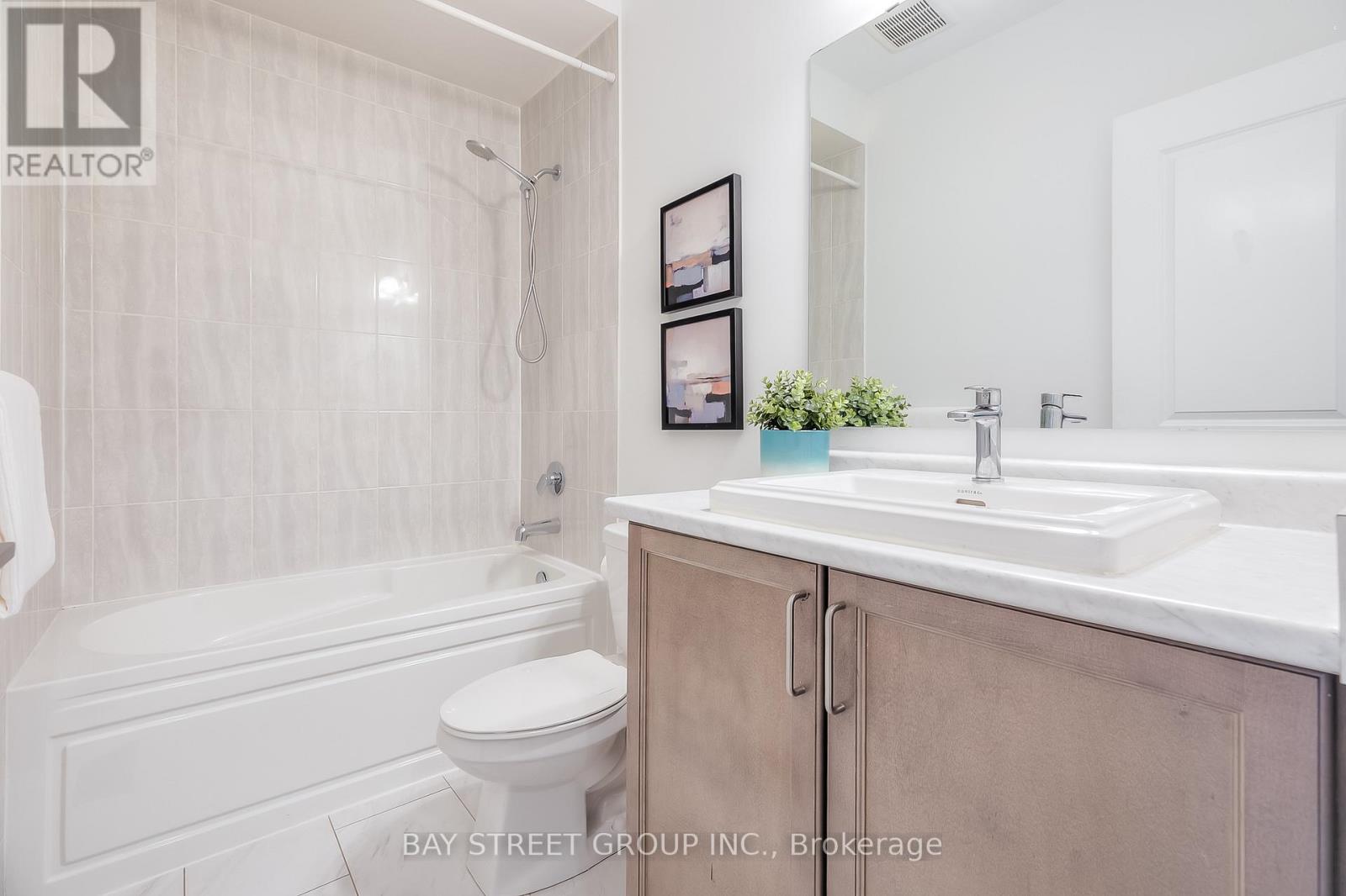 70 Salterton Circle, Vaughan, Ontario  L6A 4Z2 - Photo 32 - N12785654