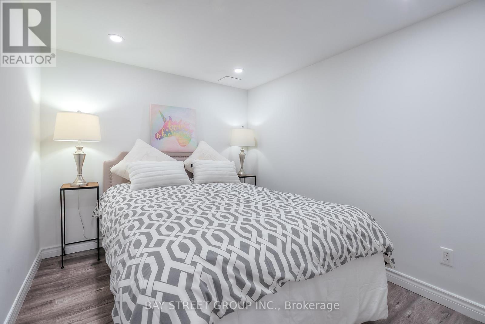 70 Salterton Circle, Vaughan, Ontario  L6A 4Z2 - Photo 41 - N12785654